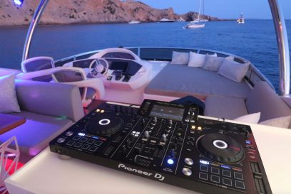 M:Y LI-JOR - Aqua Marine - Nightclub and DJ set