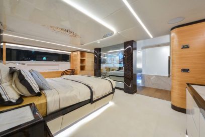 Majesty 122 Photobook BF-images-14