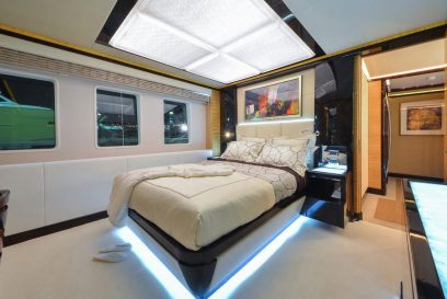 Majesty 122 Photobook BF-images-17